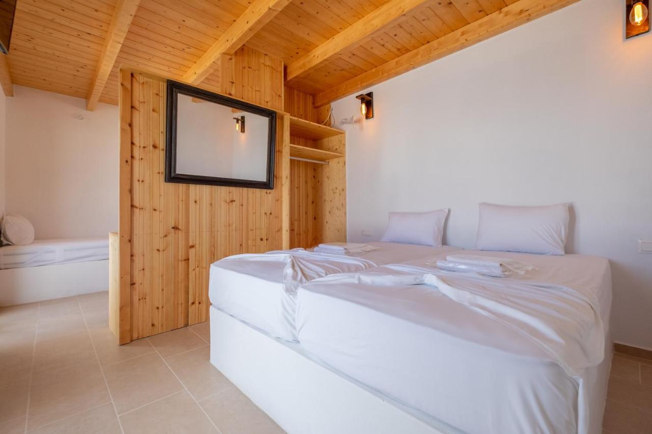 Lorenzo Studios And Suites Paros Zambujeira do Mar Dış mekan fotoğraf