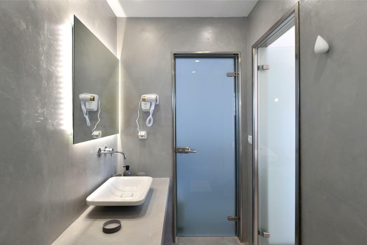 Lorenzo Studios And Suites Paros Zambujeira do Mar Dış mekan fotoğraf